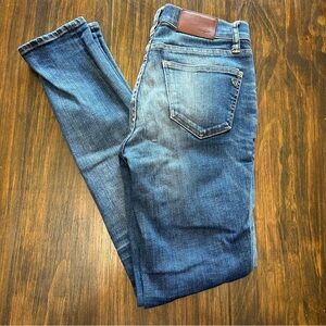 Madewell skinny skinny jeans 26 distressed